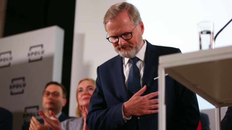 ON-LINE: Poslední fáze Fialova kabinetu. Podá demisi a dovládne do nástupu Babiše