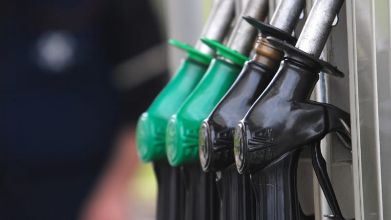 Čerpadlářka zahnala mopem lupiče s nožem na útěk. Útočník z Třebíče skončil rychle za mřížemi