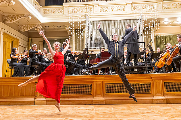 Zhudebnili šest odrůd vína. Na koncertu v New Yorku propojí nápoj i s tancem