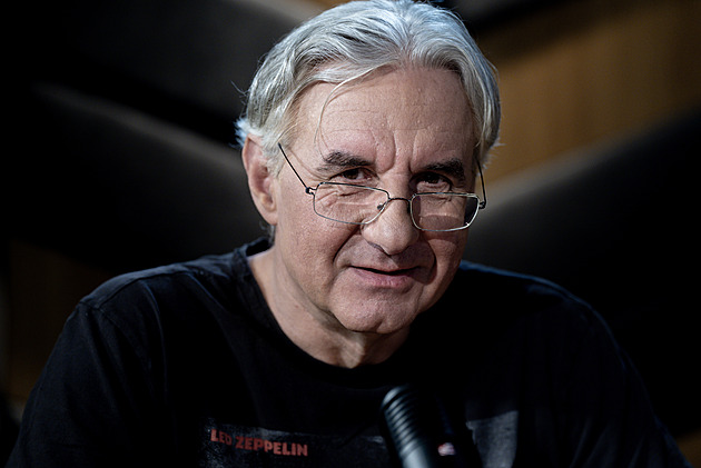 Macinka si nejspíš neuvědomil, s kým komunikuje, říká Zahradil