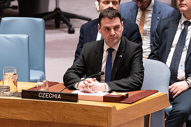 Ukončete válku, žádná velmoc nevyhraje boj s realitou, vyzval Macinka v OSN Rusko