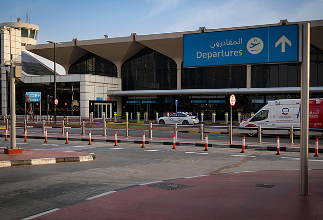Pomoc jen sirotkům s fobií? Repatriační lety nebudou, vzkázali Rusům v Dubaji