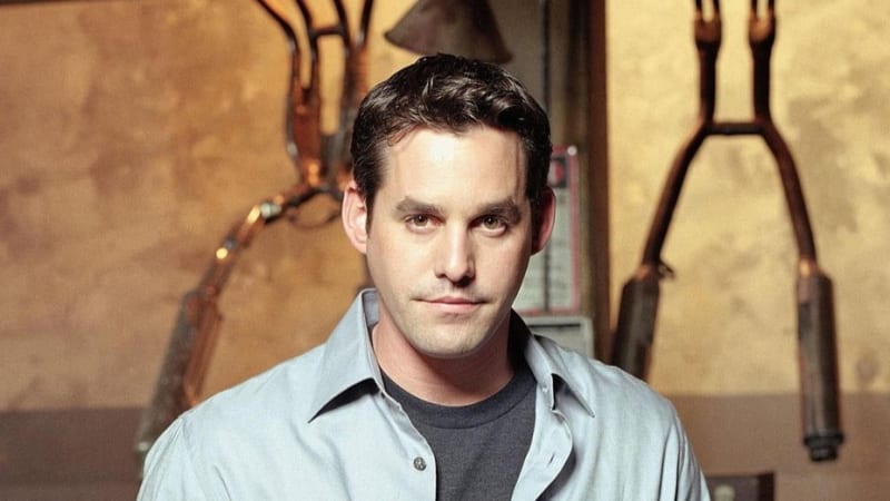 Ve věku 54 let zemřel herec Nicholas Brendon. Proslavil se v Buffy, přemožitelce upírů