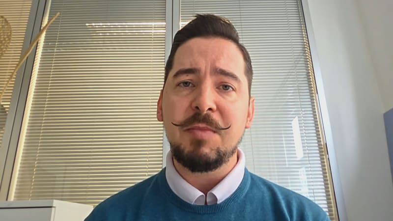 Reakce na drahá paliva? Paradoxní, jako Romeo a Julie s prohozenými rolemi, říká Palička