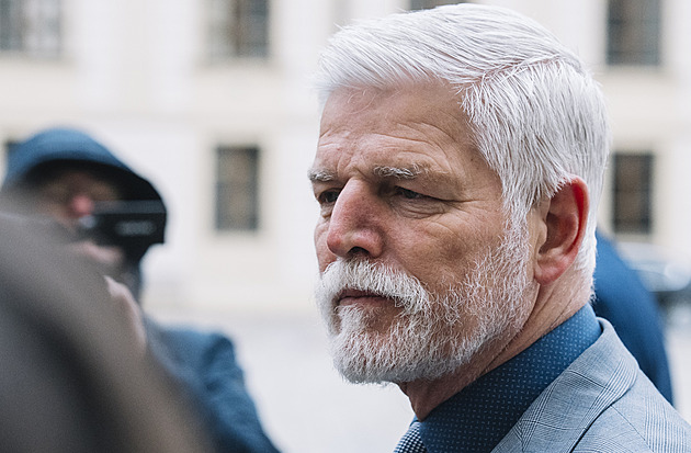 Ministr nemůže zakázat prezidentovi, aby zastupoval zemi navenek, řekl Pavel