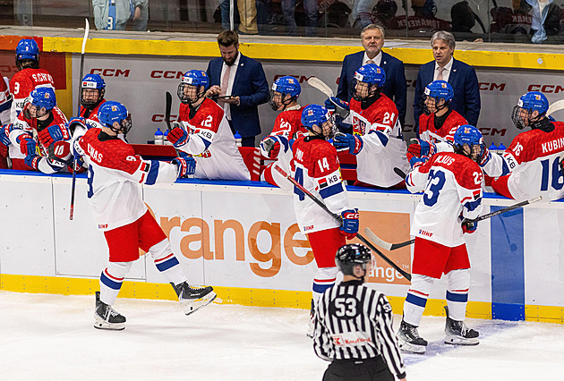 Řípa. Gól. Osmnáctka začala MS cennou výhrou, v prodloužení udolala Američany