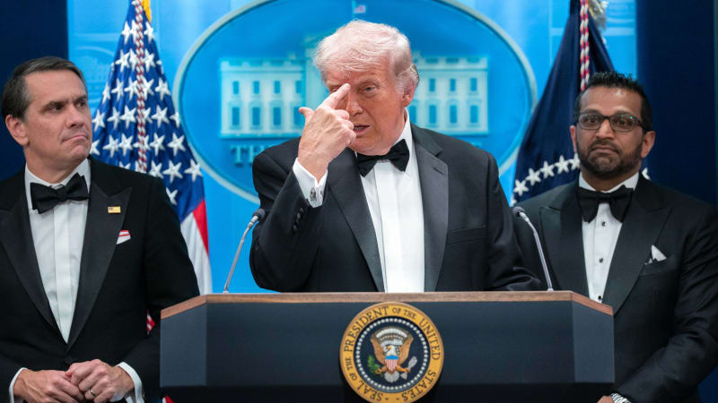 Motiv střelby ve Washingtonu odhalen: Mělo jít o atentát, cílem byl Trump a jeho lidé