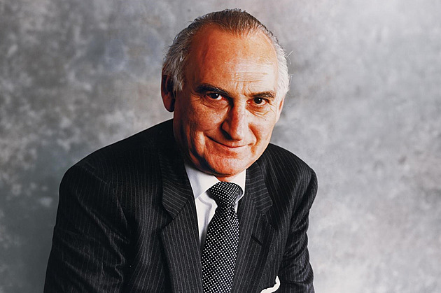 Žába, která se nevzdala. Brněnský rodák se z dělníka vypracoval v anglického rytíře