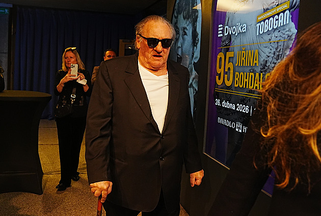 Co dělal Gérard Depardieu na oslavě Jiřiny Bohdalové? Pozval ho majitel divadla