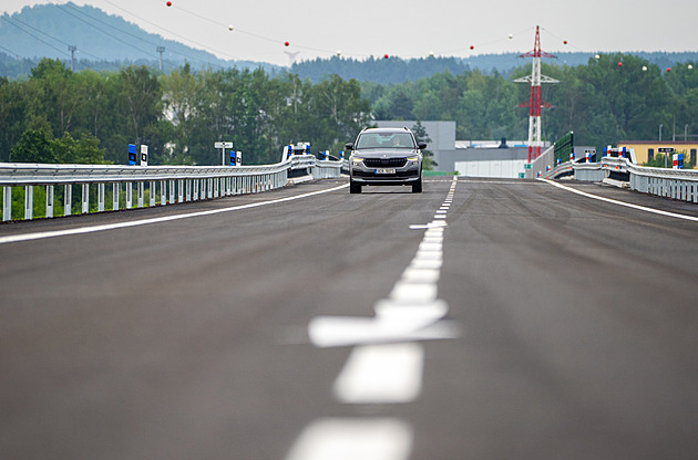 Část obchvatu České Lípy je hotová, centru uleví od kamionů a tisíců aut denně