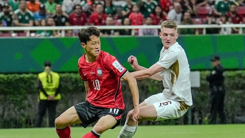 Hořký vstup Česka do MS ve fotbale: Korejci předvedli velký obrat, Krejčího gól nestačil
