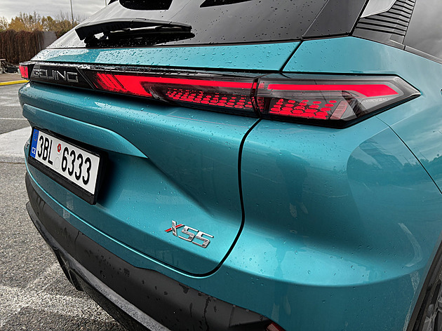 Příjemně normální SUV z Pekingu zaujme staromilce, obejde se bez start-stopu