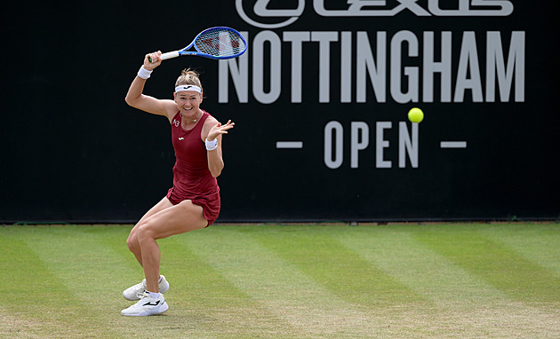Češky ve dvou finále. Bouzková si zahraje o titul v Nottinghamu, Nosková v Berlíně