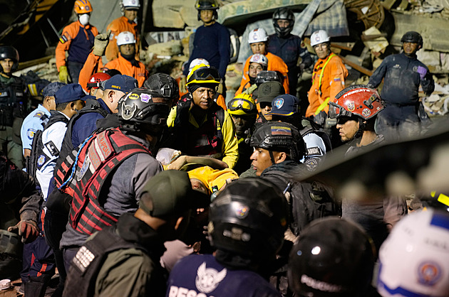 Česko vyšle do Venezuely hasičský tým. Pomůže s následky zemětřesení